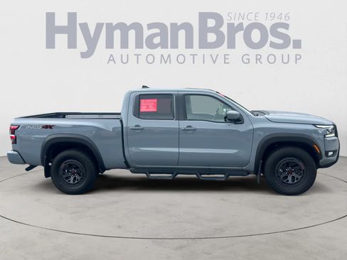Certified 2025 Nissan Frontier PRO-4X w/ Pro Premium Package AWD/4WD image 2