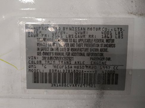 Used 2024 Nissan Sentra SV FWD image 33