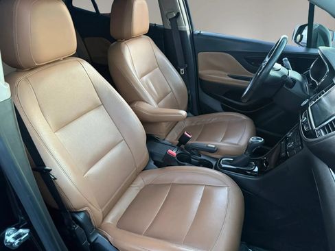 Used 2017 Buick Encore Essence FWD image 21