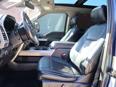 Used 2017 Ford F250 Lariat w/ Lariat Ultimate Package image 27