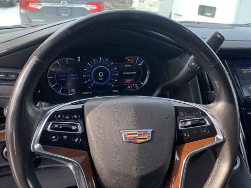Used 2020 Cadillac Escalade ESV Luxury image 13