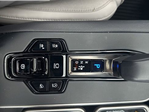 Used 2025 Lexus TX 350 AWD image 16