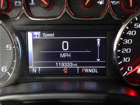 Used 2018 Chevrolet Silverado 1500 LT w/ All Star Edition AWD/4WD image 38