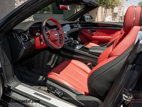 Used 2024 Bentley Continental GT V8 AWD/4WD image 16