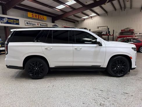 Used 2021 Cadillac Escalade Sport w/ Driver Assist Tech Package RWD image 9