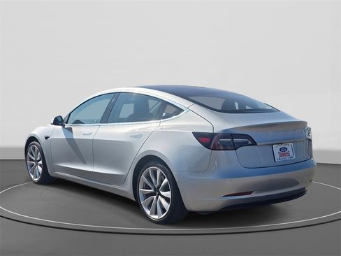 Used 2018 Tesla Model 3 Long Range image 6