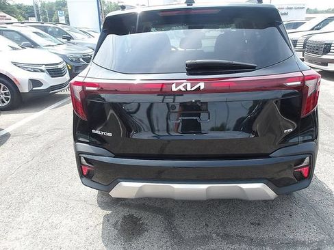 Used 2024 Kia Seltos SX AWD/4WD image 6