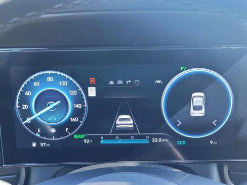 New 2025 Hyundai Elantra SEL image 20