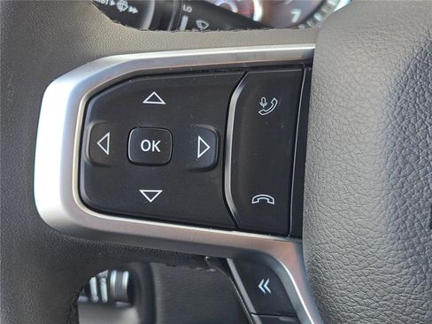 Used 2025 RAM 1500 Big Horn image 33