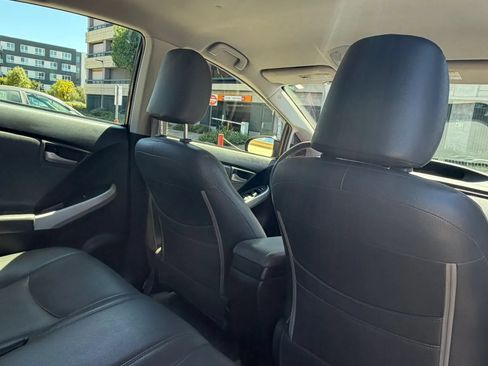 Used 2012 Toyota Prius Three FWD image 18