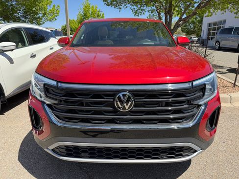 Used 2025 Volkswagen Atlas Cross Sport SEL AWD/4WD image 22