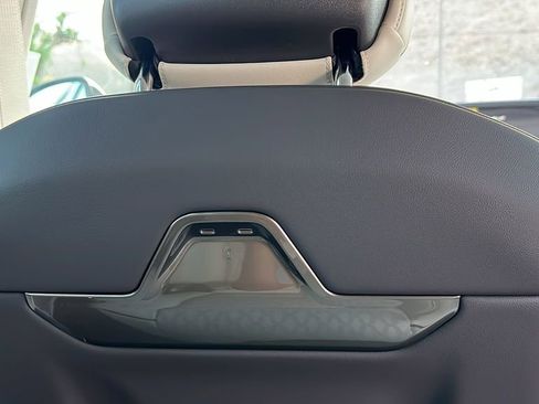 New 2026 Lincoln Nautilus Black Label w/ Jet Appearance Package image 9