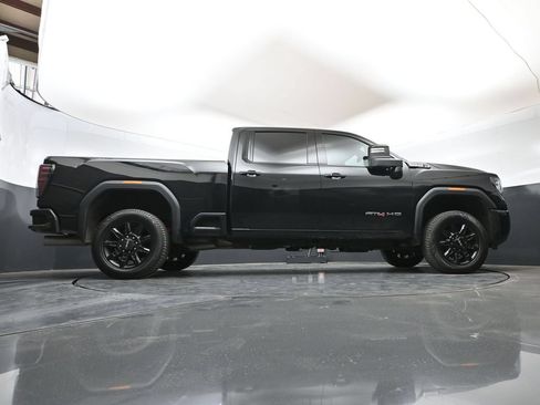 Used 2024 GMC Sierra 2500 AT4 w/ AT4 Preferred Package AWD/4WD image 50