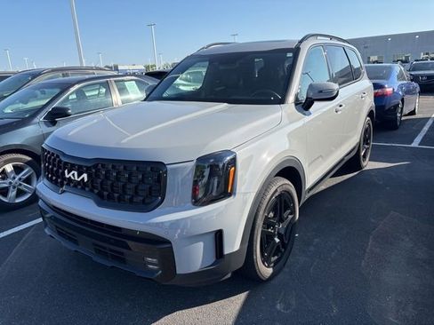 Used 2024 Kia Telluride SX X-Line image 3