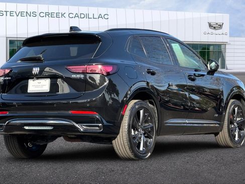 Used 2025 Buick Envision Sport Touring image 3
