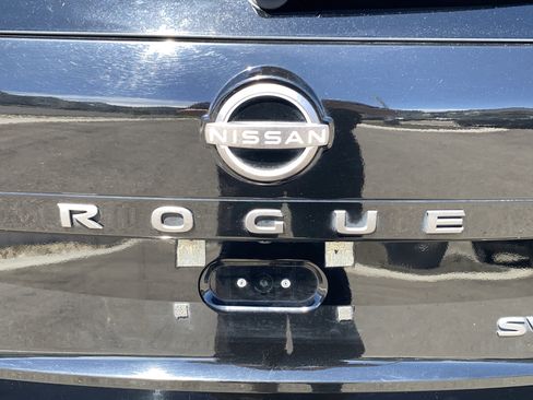 Used 2024 Nissan Rogue SV AWD/4WD image 26