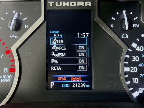 Used 2025 Toyota Tundra SR5 w/ SR5 Convenience Package AWD/4WD image 12