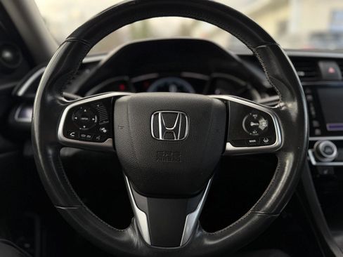Used 2017 Honda Civic Touring image 16