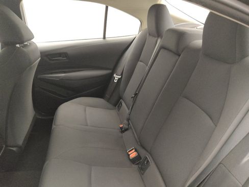 Used 2022 Toyota Corolla LE w/ LE Convenience Package FWD image 18