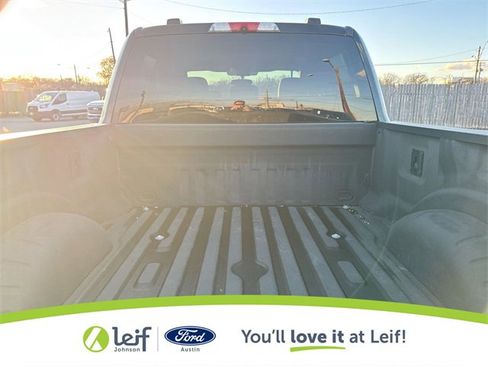 Used 2022 Ford F250 XLT w/ Black Appearance Package image 25