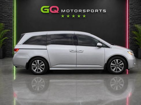 Used 2016 Honda Odyssey Touring image 9
