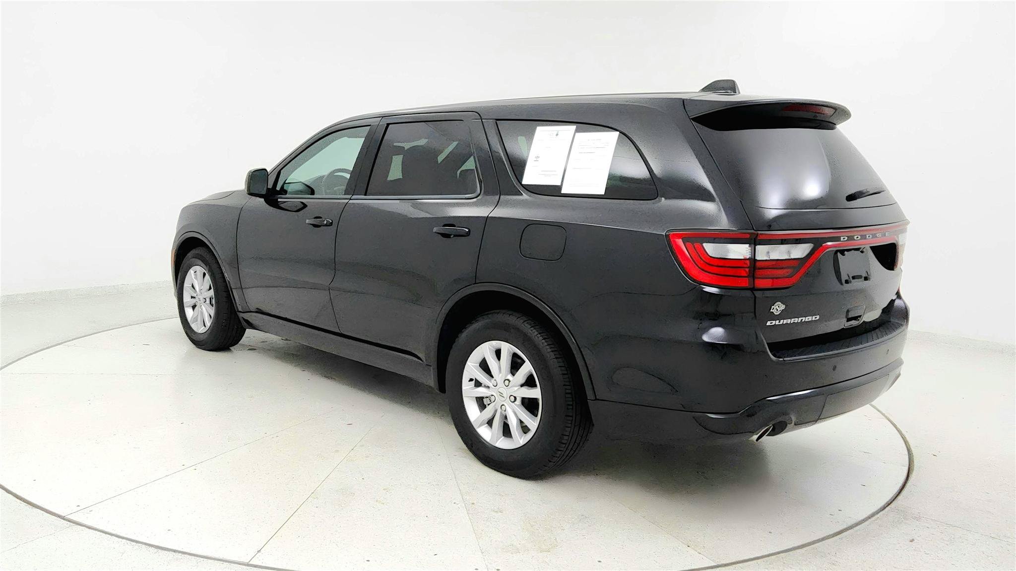 Used 2025 Dodge Durango GT RWD image 3