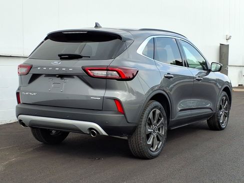 Certified 2024 Ford Escape Platinum AWD/4WD image 6