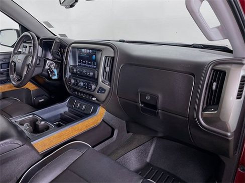 Used 2017 Chevrolet Silverado 1500 High Country image 33