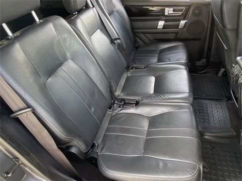 Used 2016 Land Rover LR4 HSE Silver Edition image 22