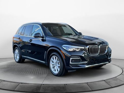 Used 2022 BMW X5 xDrive40i w/ Premium Package image 1