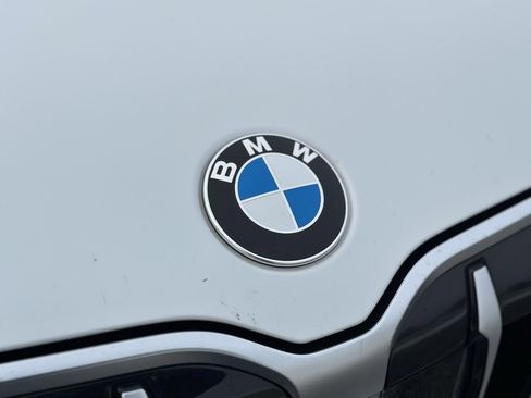 Used 2023 BMW X1 xDrive28i w/ Premium Package image 13