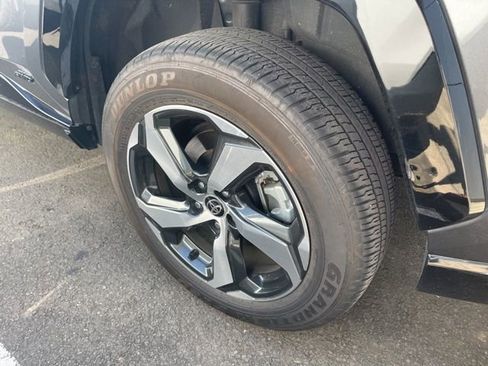 Used 2024 Toyota RAV4 SE w/ Weather & Moonroof Package image 10