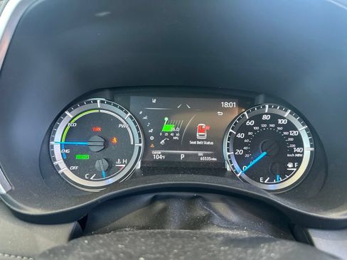 Used 2023 Toyota Highlander XLE AWD/4WD image 29