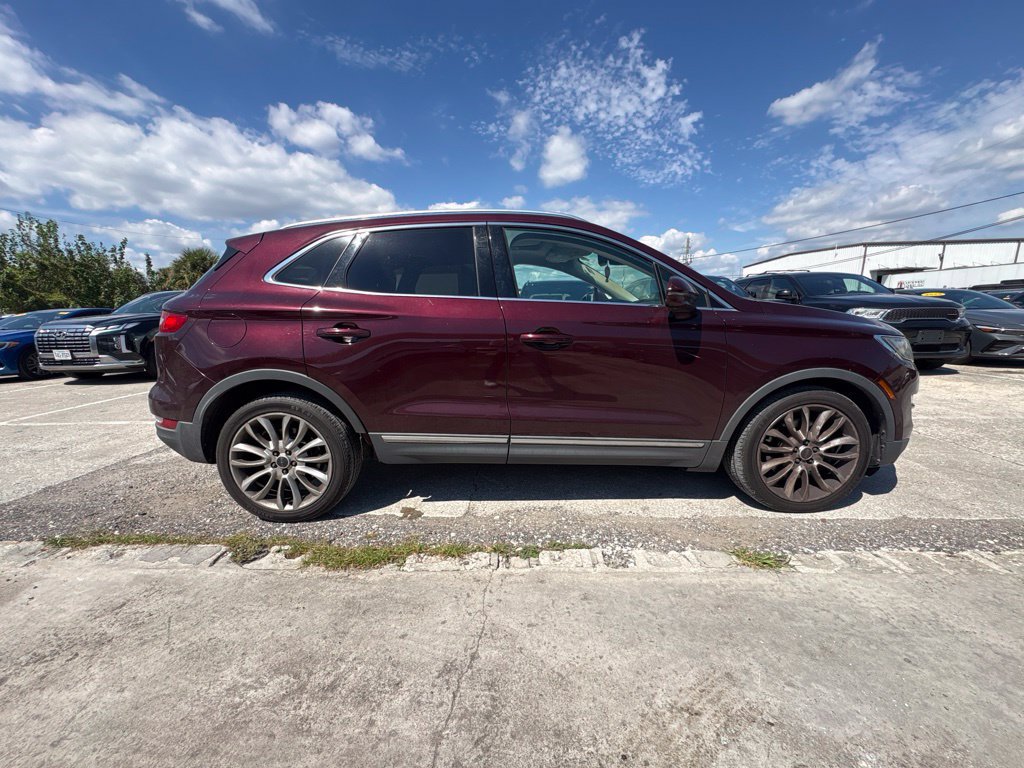Used 2016 Lincoln MKC Reserve w/ Lincoln MKC Climate Package FWD image 2