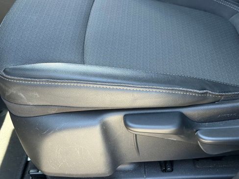 Used 2025 Buick Encore GX Preferred FWD image 6