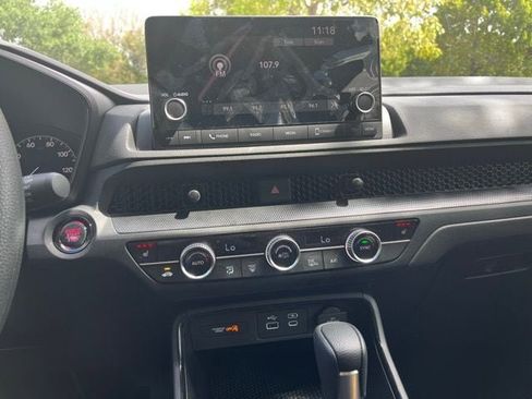 Used 2025 Honda CR-V EX image 7