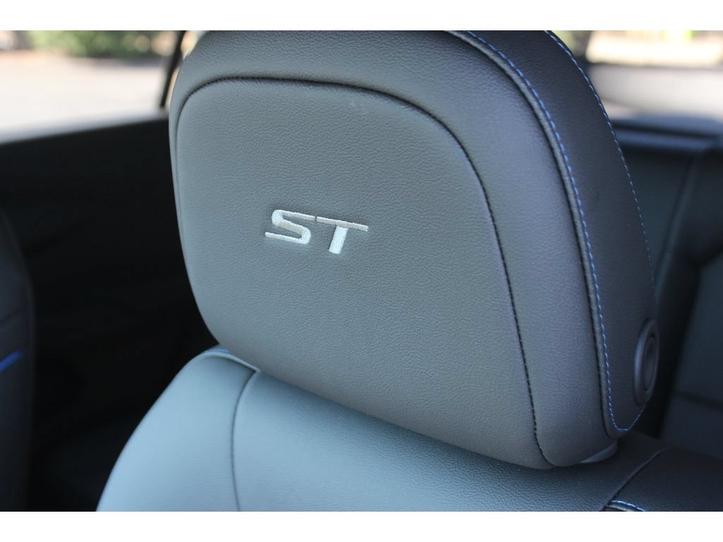New 2026 Buick Envista Sport Touring w/ Convenience I Package FWD image 4