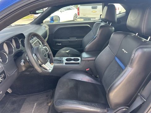 Used 2012 Dodge Challenger SRT8 w/ Premium Sound Group image 6