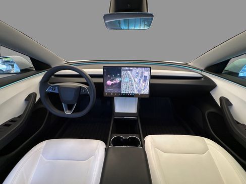 Used 2024 Tesla Model 3 Standard Range RWD image 21