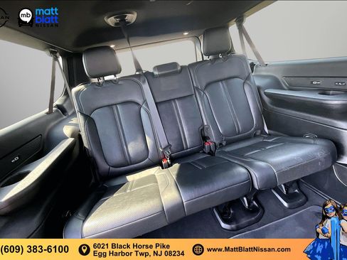 Used 2024 Jeep Wagoneer L Series III w/ Flexible Seating Group AWD/4WD image 25