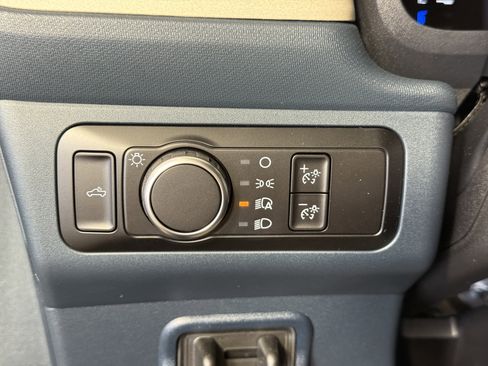 New 2025 Ford Maverick Lariat w/ 4K Tow Package image 25