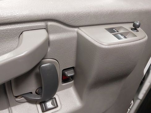 Used 2020 Chevrolet Express 2500 w/ Driver Convenience Package image 25