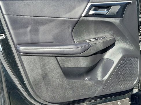 Used 2024 Mitsubishi Outlander SE image 18
