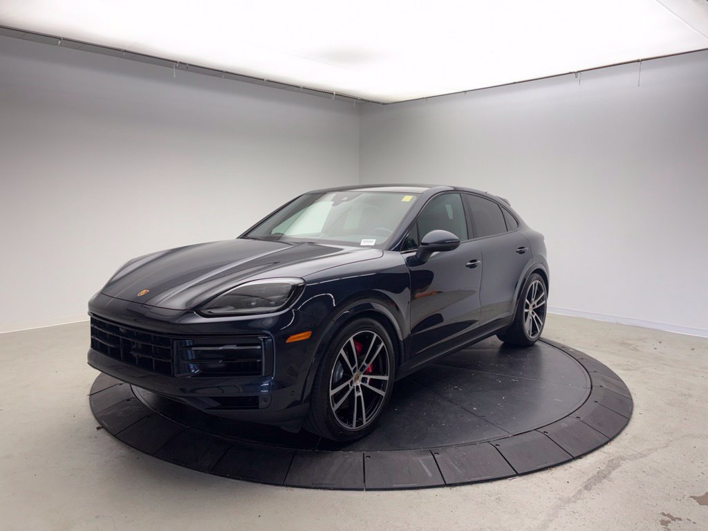 Certified 2024 Porsche Cayenne S AWD/4WD image 1