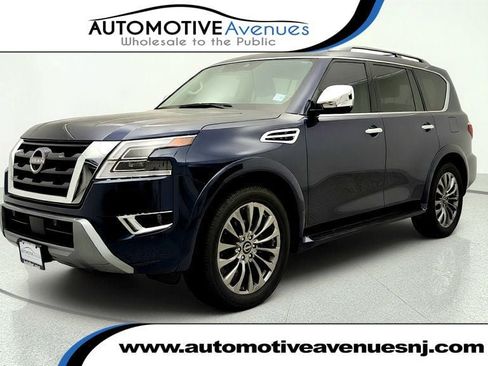 Used 2024 Nissan Armada Platinum w/ Captain's Chairs Package RWD image 1