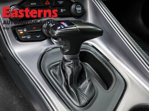 Used 2023 Dodge Challenger SXT image 13