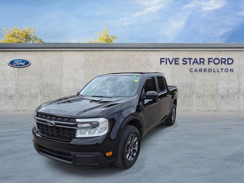 Certified 2024 Ford Maverick XLT w/ XLT Luxury Package image 4