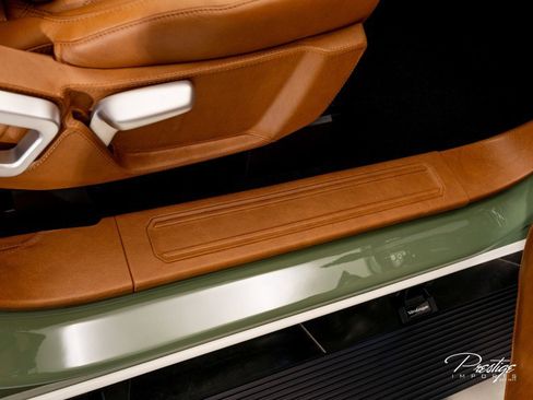 Used 2025 Ford Bronco Badlands image 44