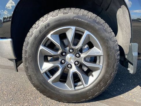 Certified 2024 Chevrolet Silverado 1500 LT AWD/4WD image 22