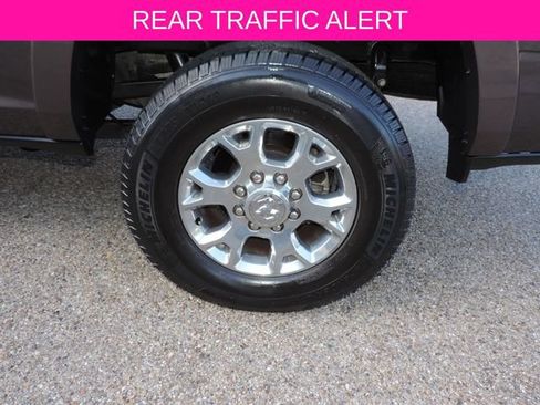 Used 2019 RAM 2500 Laramie AWD/4WD image 15